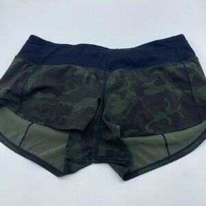 Women's Lululemon Speed Up Short Short 2" Lined Green Camo Size 6 Activewear